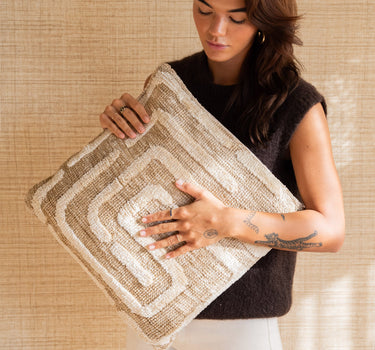 Cushion Benoni - Things I Like Things I Love