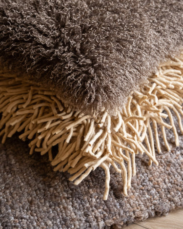 Cushion Bubion Furry Brown - Things I Like Things I Love