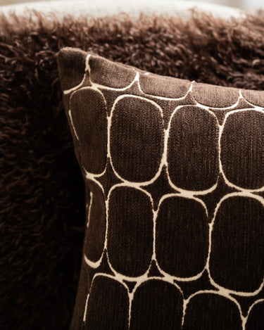 Cushion Dothan Brown 100% feather - Things I Like Things I Love