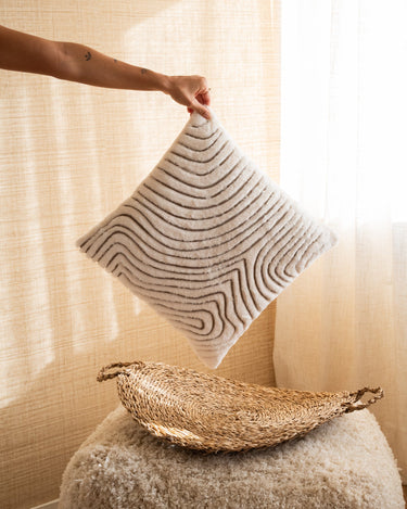 Cushion Jace Cream - Things I Like Things I Love