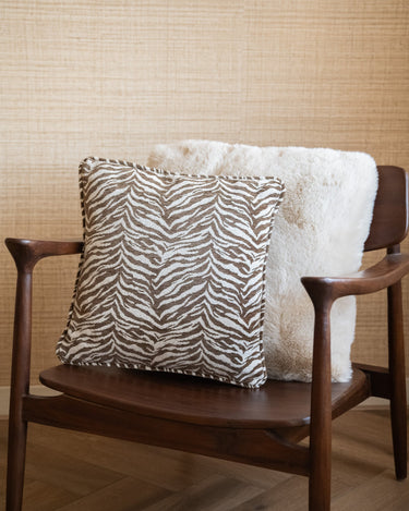 Cushion Mosa Fluffy Beige 50x50 - Things I Like Things I Love