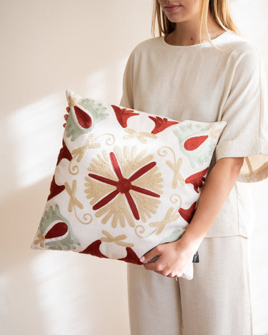 Cushion Rio Suzani - Things I Like Things I Love