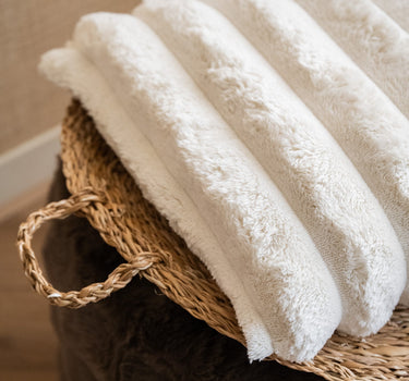 Cushion Romee Dove Cream - Things I Like Things I Love