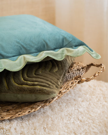 Cushion Sophia Wavy Green - Things I Like Things I Love