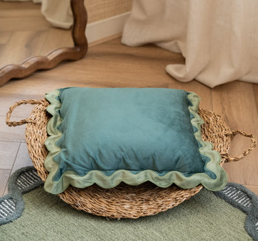 Cushion Sophia Wavy Green - Things I Like Things I Love