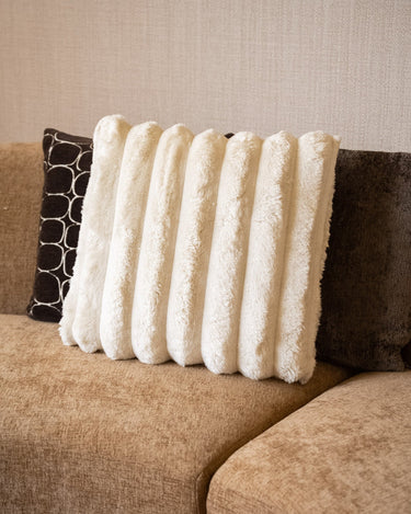 Cushion Supersoft Romee Cream - Things I Like Things I Love