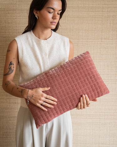 Cushion Velvet Old Pink - Things I Like Things I Love