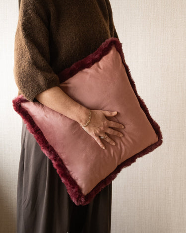 Cushion Velvet Pink Burgundy - Things I Like Things I Love