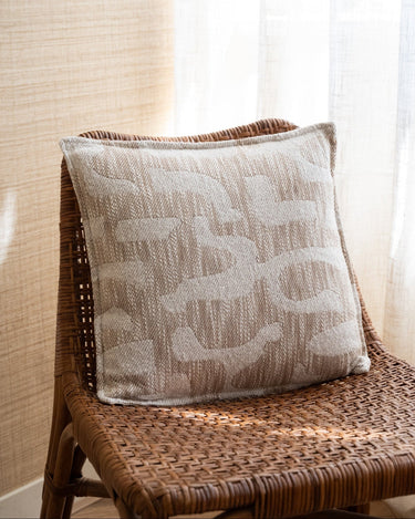 Cushion Wave Beige - Things I Like Things I Love