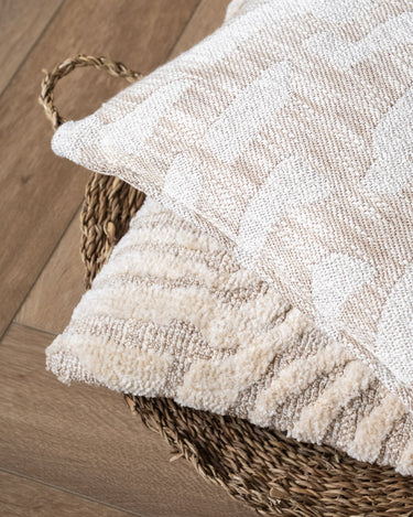 Cushion Wave Beige - Things I Like Things I Love
