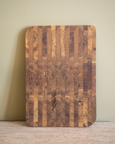 Cutting Board Acacia - Things I Like Things I Love