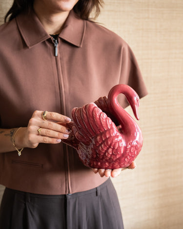 Deco Planter Swan Burgundy - Things I Like Things I Love