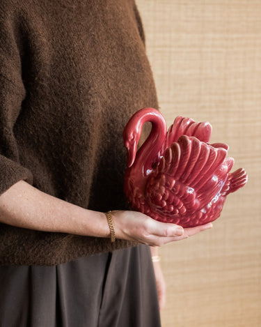 Deco Planter Swan Burgundy - Things I Like Things I Love