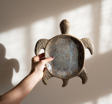 Deco Tray Turtle Brown - Things I Like Things I Love