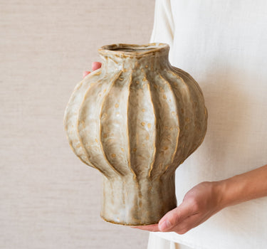 Deco Vaas Hakone Olive - Things I Like Things I Love