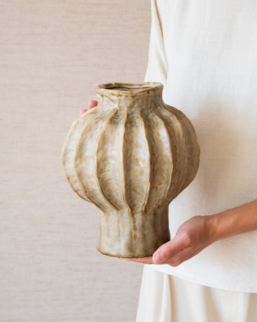 Deco Vaas Hakone Olive - Things I Like Things I Love