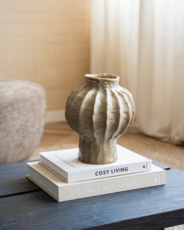 Deco Vaas Hakone Olive - Things I Like Things I Love
