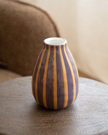 Deco Vaas Noah Gestreept Aubergine - Things I Like Things I Love