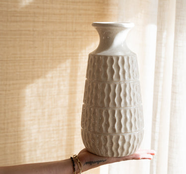 Deco Vase Aztec Beige - Things I Like Things I Love