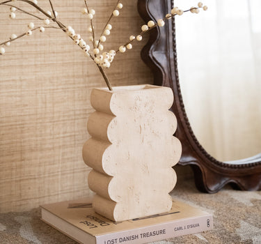 Deco Vase Cloudy Beige - Things I Like Things I Love