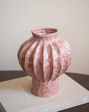 Deco Vase Hakone Coral - Things I Like Things I Love