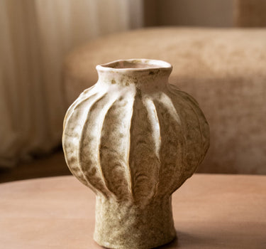 Deco Vase Hakone Olive - Things I Like Things I Love