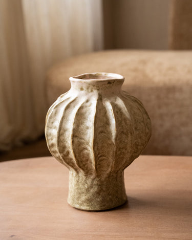 Deco Vase Hakone Olive - Things I Like Things I Love