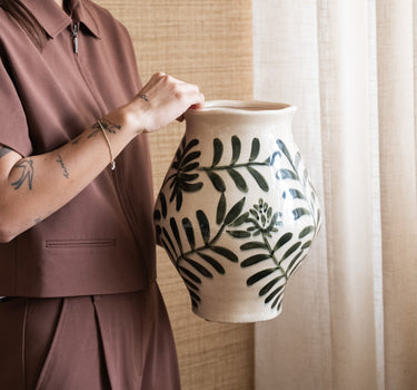 Deco Vase Leaf Green - Things I Like Things I Love