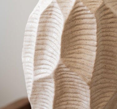 Deco Vase Leaves Beige - Things I Like Things I Love