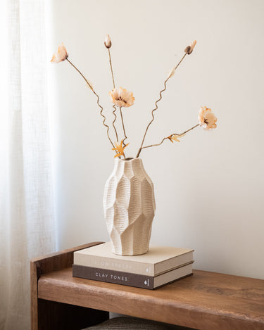 Deco Vase Leaves Beige - Things I Like Things I Love