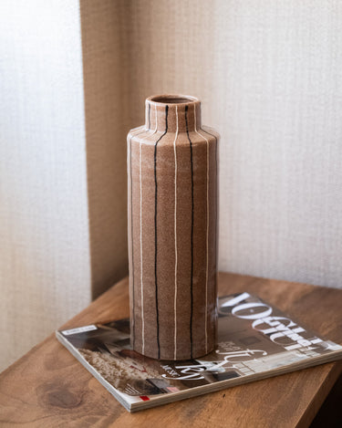 Deco Vase Lina Earth - Things I Like Things I Love