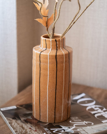 Deco Vase Lina Earth - Things I Like Things I Love