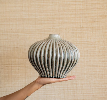 Deco Vase Lorita - Things I Like Things I Love