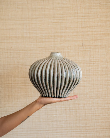 Deco Vase Lorita - Things I Like Things I Love