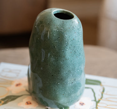 Deco Vase Molly Green - Things I Like Things I Love