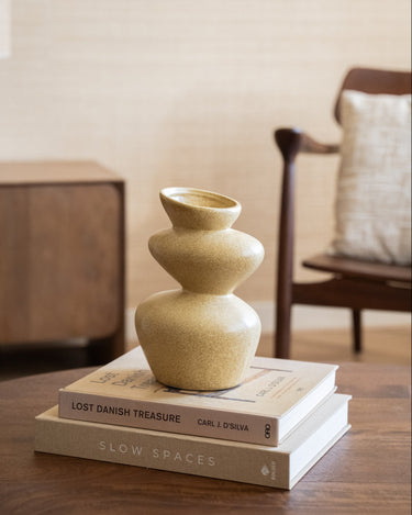 Deco Vase Obra Butter Yellow - Things I Like Things I Love