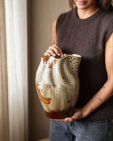 Deco Vase Retro Brown - Things I Like Things I Love