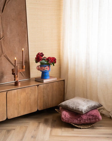 Deco Vase Sapphire Crest - Things I Like Things I Love