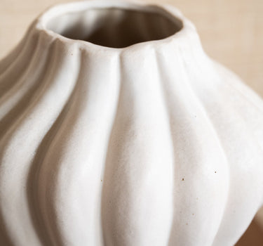 Deco Vase Serra Ceramic - Things I Like Things I Love