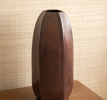 Deco Vase Serra Rust - Things I Like Things I Love
