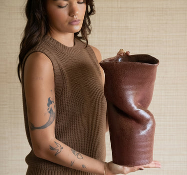 Deco Vase Songa Burgundy - Things I Like Things I Love