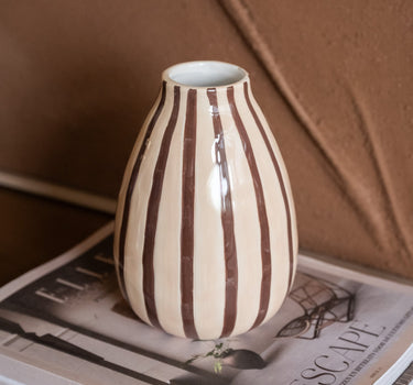 Deco Vase Stripe Brown - Things I Like Things I Love