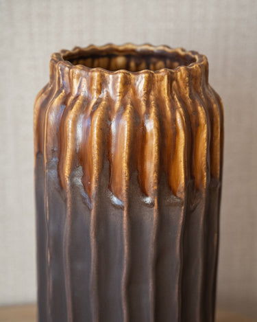 Deco Vase Twist Brown - Things I Like Things I Love