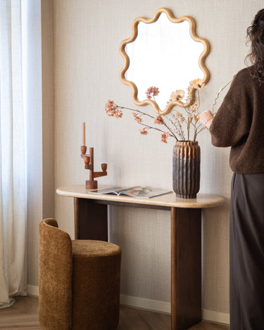 Deco Vase Twist Brown - Things I Like Things I Love