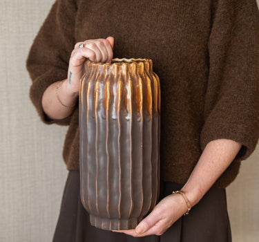 Deco Vase Twist Brown - Things I Like Things I Love