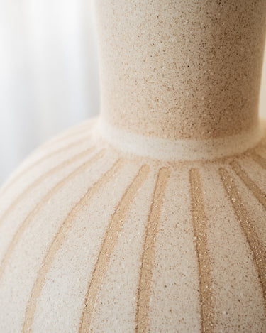 Deco Vase Ulloa Matt Small/Medium - Things I Like Things I Love