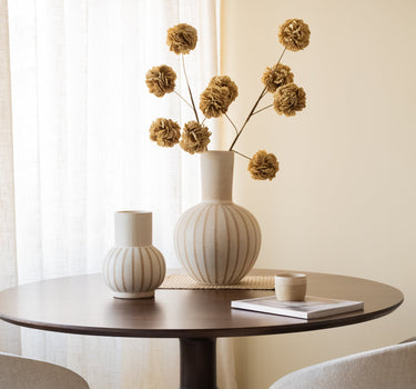 Deco Vase Ulloa Matt Small/Medium - Things I Like Things I Love