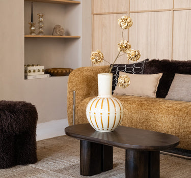 Deco Vase Ulloa Shiny Cream - Things I Like Things I Love