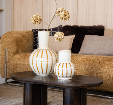 Deco Vase Ulloa Shiny Cream - Things I Like Things I Love