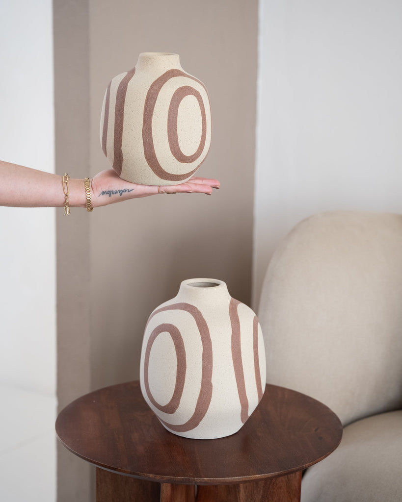 Deco Vase Umya Sand/Terra - Things I Like Things I Love